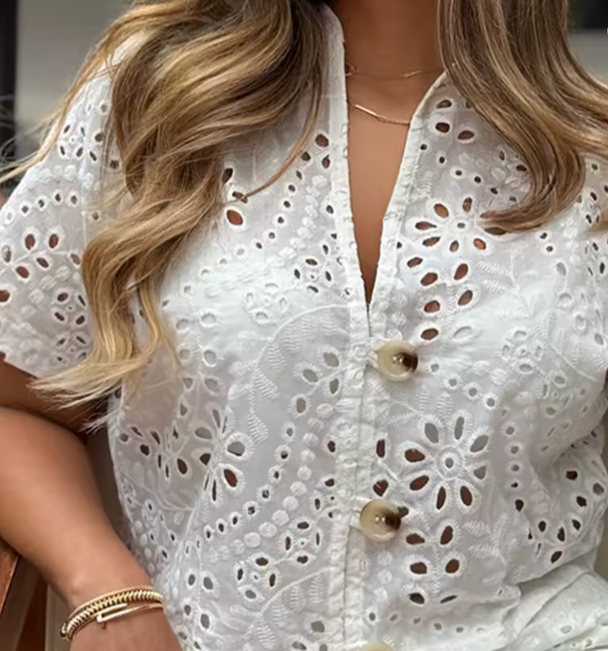 Women’s 2-Piece Eyelet Set — Short-Sleeve Stand-Collar Top + Elastic-Waist Shorts (with Pockets)